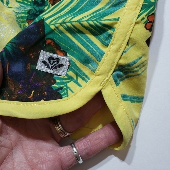 TROPICAL JUNGLE boardshorts summer Palm tree floral yellow women's SZ M - Picture 7 of 9